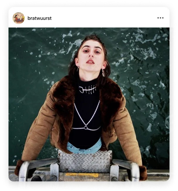 Portrait photography by @bratwuurst empowering women